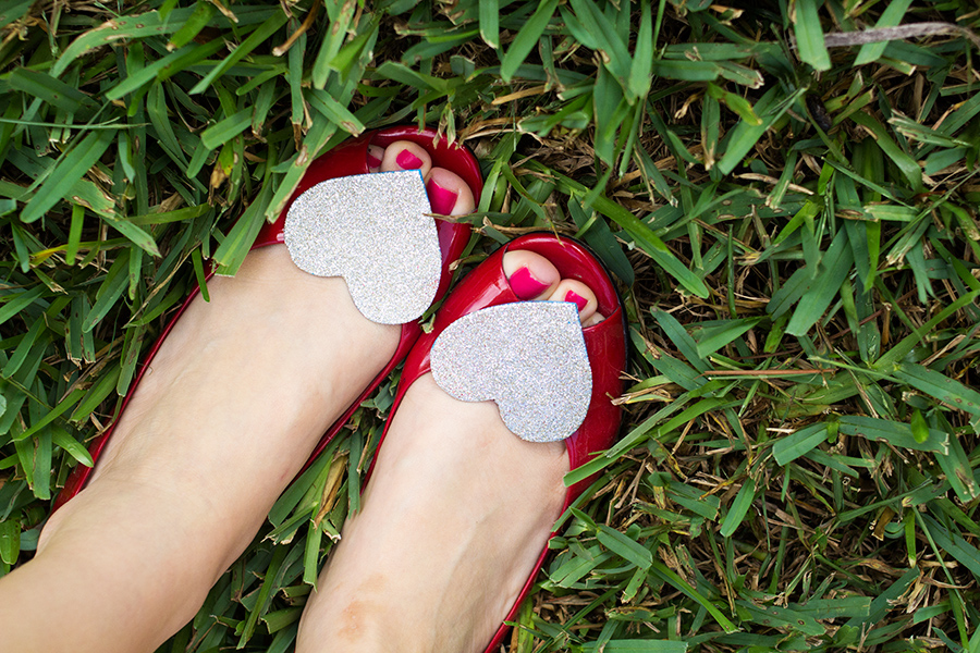 Diy Glitter Shoe Clips Sarah Hearts Sarah Hearts